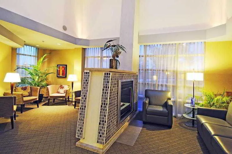 Holiday Inn Express Quebec City-Sainte Foy By Ihg 3*,